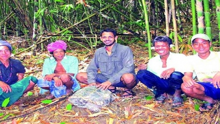 বিলুপ্ত প্রাণের সন্ধানে একজন শাহরিয়ার