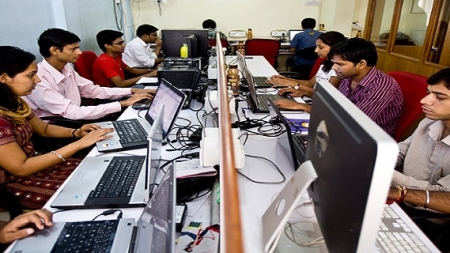 অপার সম্ভাবনা তথ্যপ্রযুক্তি খাতে