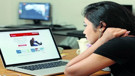 প্রোগ্রাম শিখুন ক্যারিয়ার গড়ুন