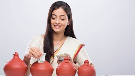 সফল অর্থ ব্যবস্থাপনার জন্য গড়ে তুলুন নিজেকে