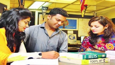 বৃত্তি নিয়ে পড়াশোনা : জানা চাই সঠিক তথ্য